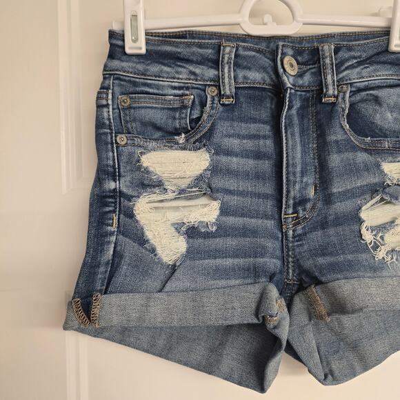 Women's American Eagle Destructed Hi-Rise Shortie Cuffed Jean Shorts | Size 2 - Picture 3 of 9